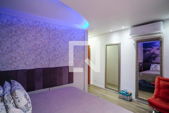 Suíte de casa à venda com 3 quartos, 442m² em Oswaldo Cruz, São Caetano do Sul