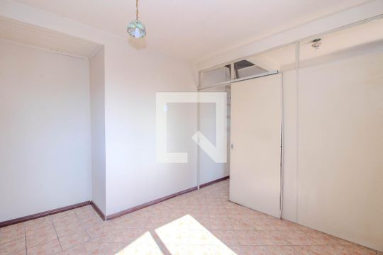 Quarto 2 de casa para alugar com 4 quartos, 181m² em Passo das Pedras, Porto Alegre