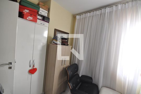 Quarto  de casa à venda com 3 quartos, 135m² em Parque Vitoria, São Paulo