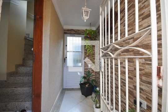 Hall de entrada de casa à venda com 3 quartos, 135m² em Parque Vitoria, São Paulo