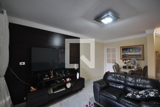 Sala de casa à venda com 3 quartos, 135m² em Parque Vitoria, São Paulo