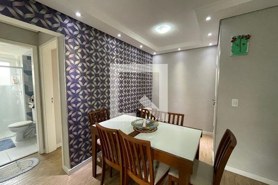 Sala de apartamento para alugar com 2 quartos, 47m² em Quinta dos Angicos, Cotia