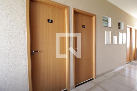 Área comum de kitnet/studio para alugar com 1 quarto, 20m² em Martins, Uberlândia