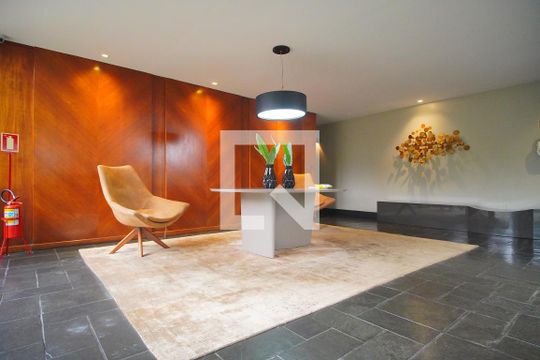 Hall de entrada de apartamento à venda com 3 quartos, 280m² em Centro, Novo Hamburgo