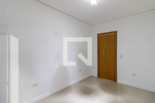 Quarto 2 de casa para alugar com 2 quartos, 100m² em Vila Augusta, Guarulhos