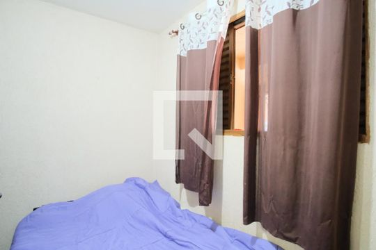 Quarto 2 de casa à venda com 5 quartos, 240m² em Vila Esperança, São Paulo