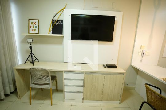 Sala/cozinha de apartamento à venda com 1 quarto, 46m² em Setor Bueno, Goiânia