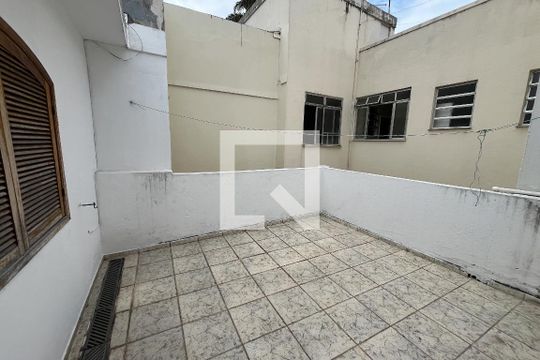 Varanda de apartamento para alugar com 2 quartos, 80m² em Jardim Carioca, Rio de Janeiro