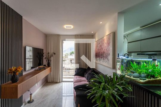 Sala de apartamento à venda com 2 quartos, 50m² em Imperial de São Cristóvão, Rio de Janeiro