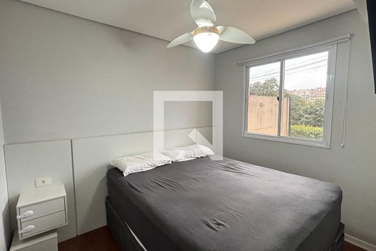 Suite de apartamento à venda com 3 quartos, 84m² em Parque Sao Vicente, Santo André
