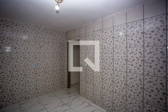 Cozinha Casa 2 de casa à venda com 6 quartos, 205m² em Centro, Diadema