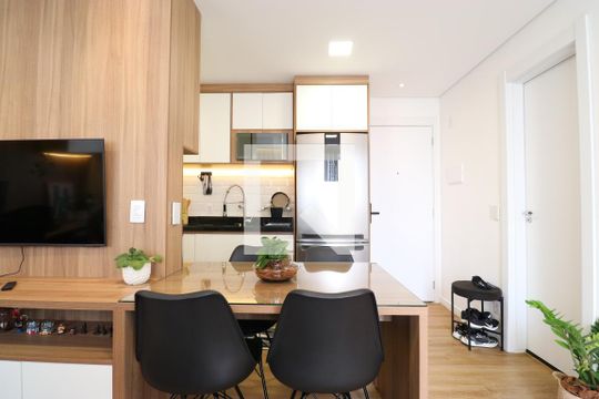 Cozinha de apartamento para alugar com 1 quarto, 36m² em Lapa, São Paulo