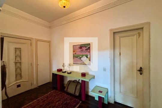 Sala - hall de entrada de apartamento para alugar com 3 quartos, 145m² em Copacabana, Rio de Janeiro