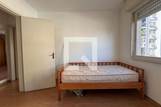 Quarto 1 de apartamento à venda com 2 quartos, 98m² em Centro, São Leopoldo