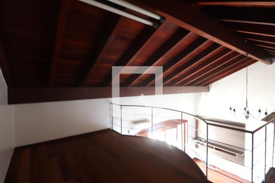 Suíte de casa para alugar com 5 quartos, 600m² em Marechal Rondon, Canoas