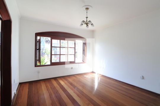 Sala 2 de casa para alugar com 5 quartos, 600m² em Marechal Rondon, Canoas