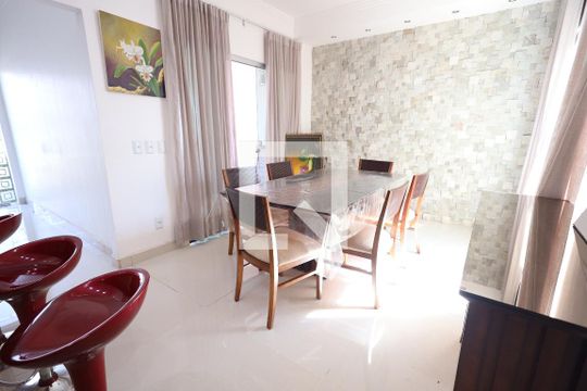 Sala de Jantar de casa de condomínio para alugar com 3 quartos, 130m² em Parque Industrial Joao Bras, Goiânia