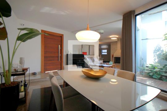 Sala de Jantar de casa à venda com 3 quartos, 360m² em Santa Lúcia, Belo Horizonte