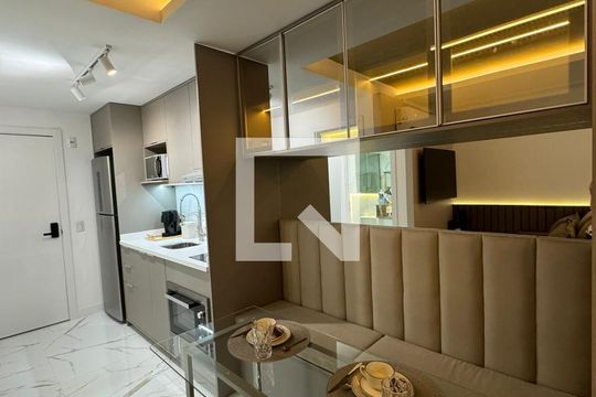 Sala de Jantar de apartamento para alugar com 1 quarto, 30m² em Auxiliadora, Porto Alegre