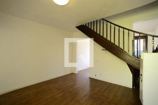 Sala de casa à venda com 3 quartos, 100m² em Vila Mariana, São Paulo
