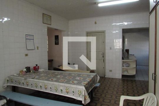 Casa para alugar com 2 quartos, 520m² em Jaguaribe, Osasco