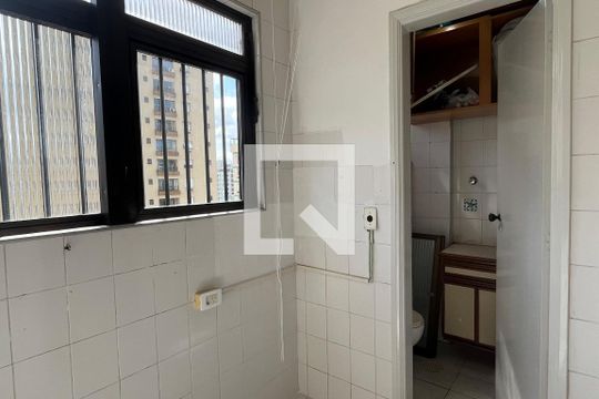 Área de Serviço de apartamento para alugar com 2 quartos, 104m² em Ponta da Praia, Santos