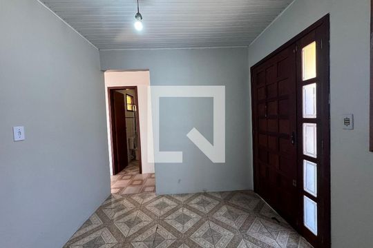 Sala de casa à venda com 2 quartos, 300m² em Santa Teresa, São Leopoldo