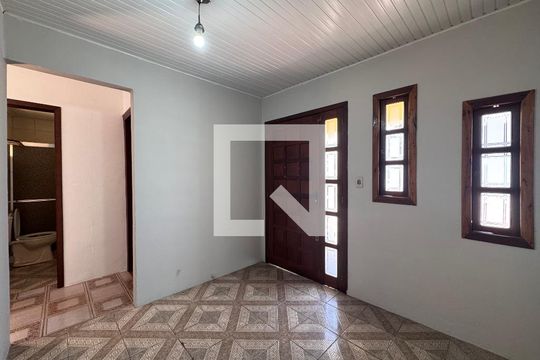 Sala de casa à venda com 2 quartos, 300m² em Santa Teresa, São Leopoldo