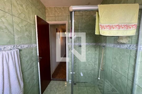 Banheiro 1 de casa à venda com 3 quartos, 158m² em Jardim Sarah, São Paulo