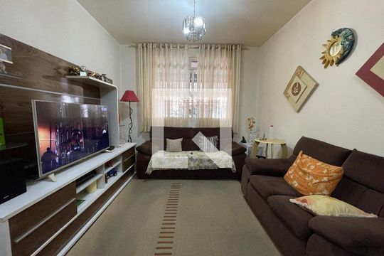 Sala de casa à venda com 3 quartos, 158m² em Jardim Sarah, São Paulo
