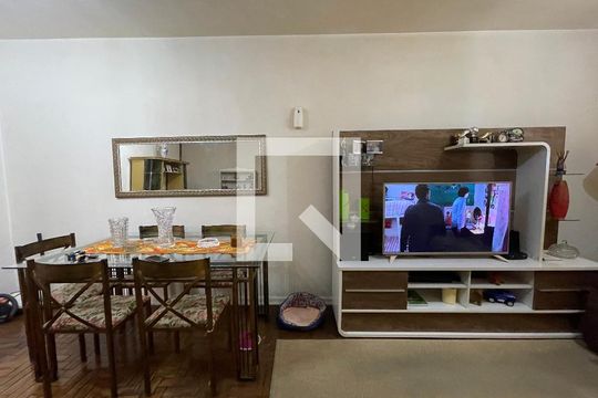 Sala de casa à venda com 3 quartos, 158m² em Jardim Sarah, São Paulo