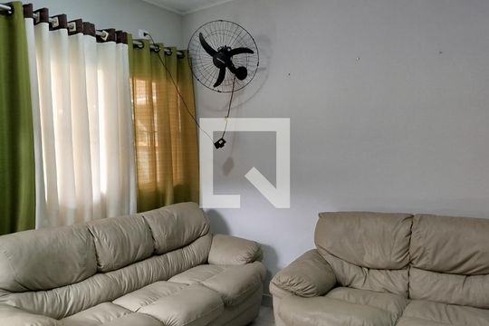 Casa 1: Sala de casa à venda com 4 quartos, 294m² em Penha de França, São Paulo