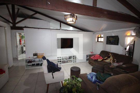 Sala de casa à venda com 3 quartos, 300m² em Conjunto Agua Branca, Contagem