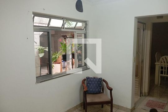Sala de Estar de casa para alugar com 3 quartos, 1200m² em Vila Sao Joao, Guarulhos
