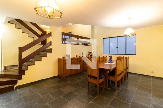 Sala de Jantar de casa para alugar com 4 quartos, 100m² em Jardim Barbosa, Guarulhos