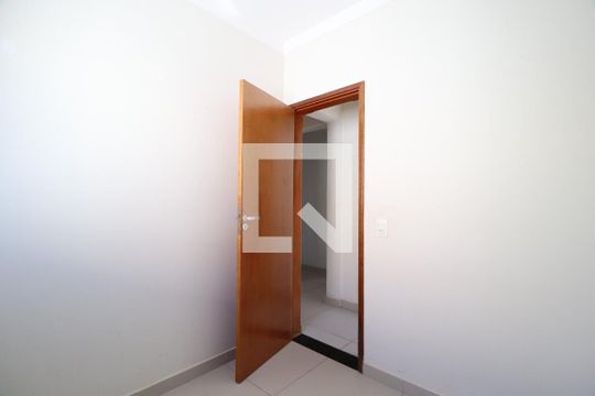 Quarto 2 de apartamento para alugar com 3 quartos, 134m² em Santa Mônica, Uberlândia