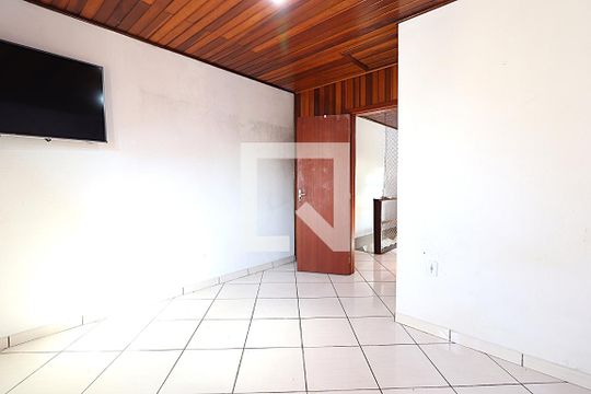 Quarto 2 de casa à venda com 2 quartos, 110m² em Rubem Berta, Porto Alegre