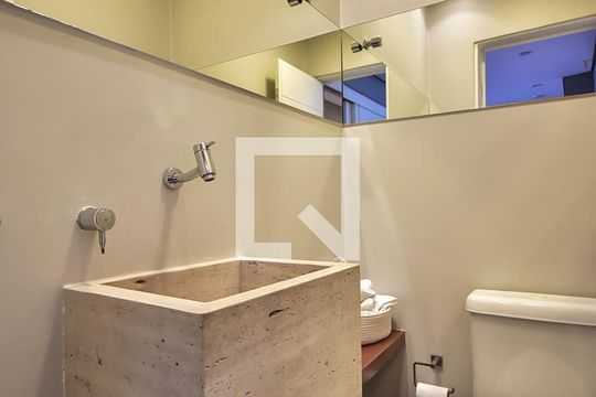 Lavabo de apartamento para alugar com 3 quartos, 178m² em Jardim Panorama, São Paulo