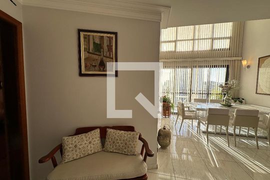 Sala de apartamento à venda com 3 quartos, 240m² em Alphaville Industrial, Barueri