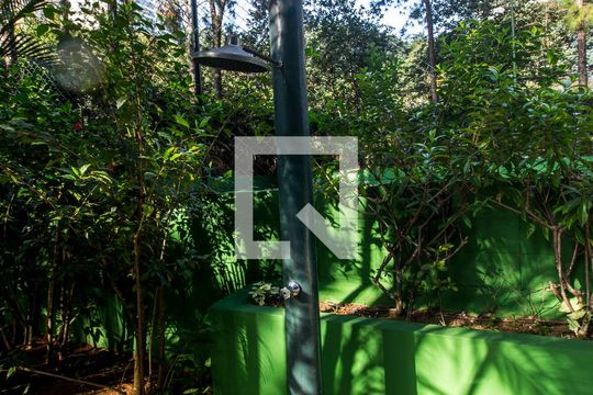 Piscina de apartamento para alugar com 1 quarto, 55m² em Alphaville Industrial, Barueri