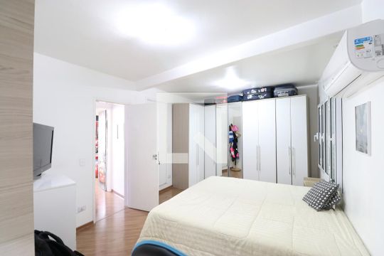 Suíte 1 de casa à venda com 2 quartos, 105m² em Bom Retiro, São Paulo