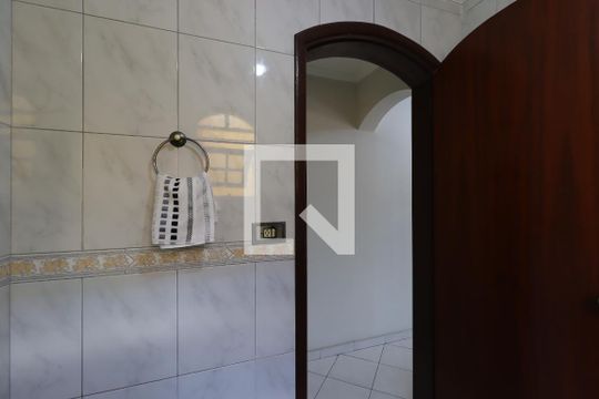 Lavabo de casa à venda com 3 quartos, 240m² em Vila Curuçá, Santo André
