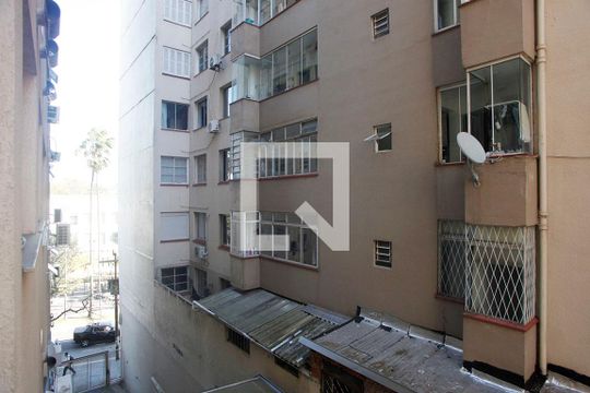 Vista da Sala de apartamento à venda com 2 quartos, 58m² em Bom Fim, Porto Alegre