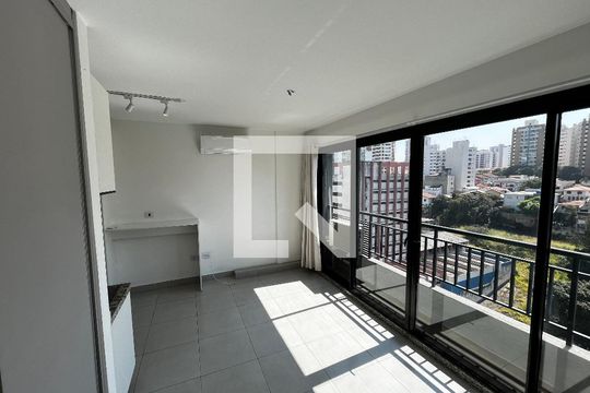 Sala/Quarto de kitnet/studio à venda com 1 quarto, 26m² em Santana, São Paulo