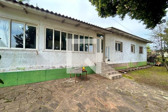 Fachada de casa à venda com 2 quartos, 100m² em Ouro Branco, Novo Hamburgo