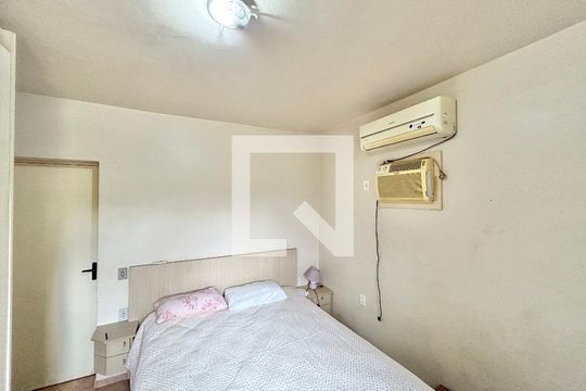 Quarto 2 de casa à venda com 2 quartos, 100m² em Ouro Branco, Novo Hamburgo