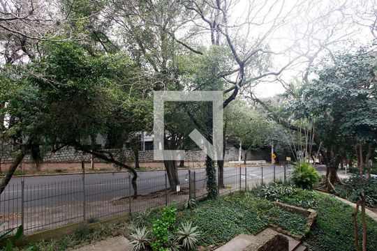 Sala Vista de apartamento para alugar com 3 quartos, 152m² em Rio Branco, Porto Alegre