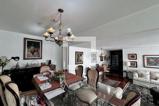 Sala 1 de apartamento para alugar com 3 quartos, 210m² em Santo Amaro, São Paulo