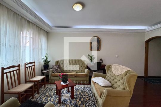 Sala de casa à venda com 5 quartos, 360m² em Vila Humaita, Santo André
