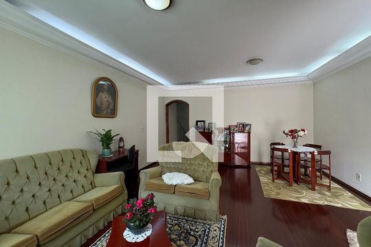 Sala de casa à venda com 5 quartos, 360m² em Vila Humaita, Santo André